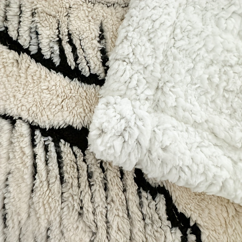 Luxury Plush Fleece Blanket - Oversized Thick Winter Throw with Super Soft Fleece, Quick-Warming 500gsm