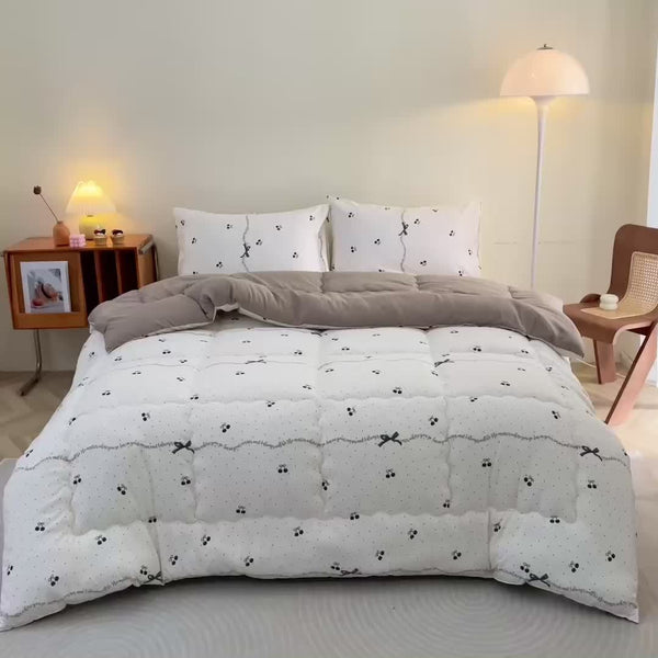 3pcs Black Cherry Floral Print Quilted Bedding Set - Ultra-Soft Polyester