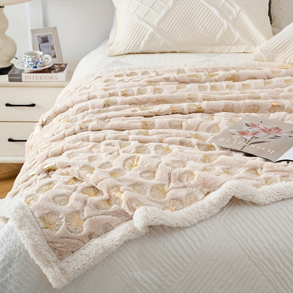 One Piece of Faux Rabbit Fur Ginkgo Leaf Blanket, Soft and Comfortable, Thickened for Warmth