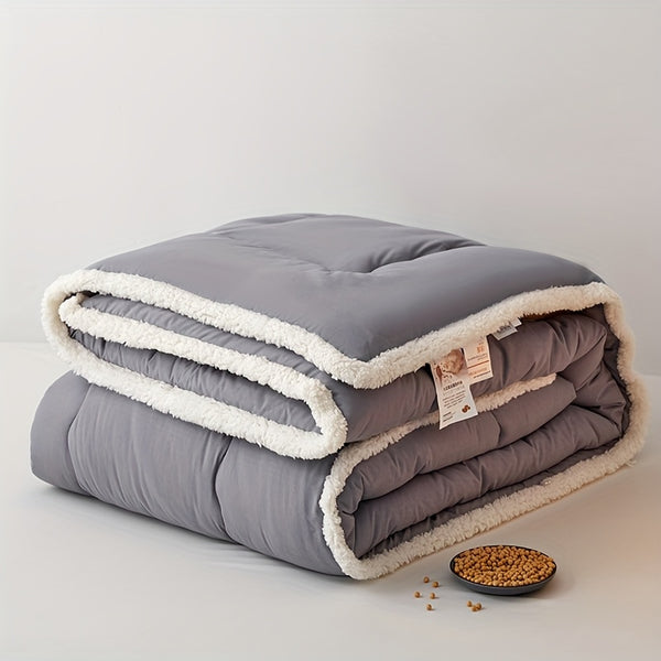 1 Pack All-Season Soft Fabric Quilt Core with 3-Sided Lamb Suede Trim, 100% Polyester Fill