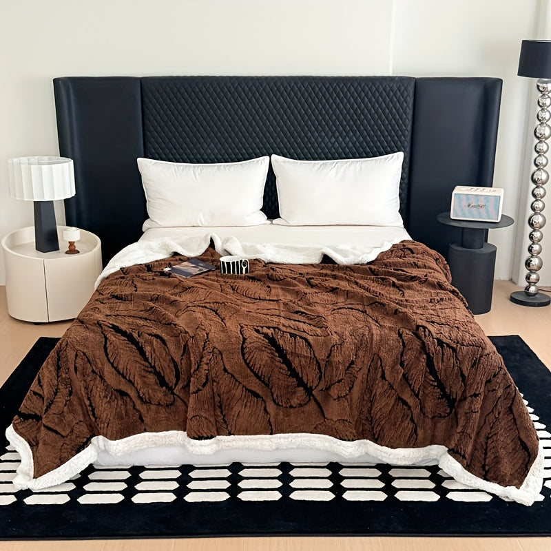 Luxury Plush Fleece Blanket - Oversized Thick Winter Throw with Super Soft Fleece, Quick-Warming 500gsm