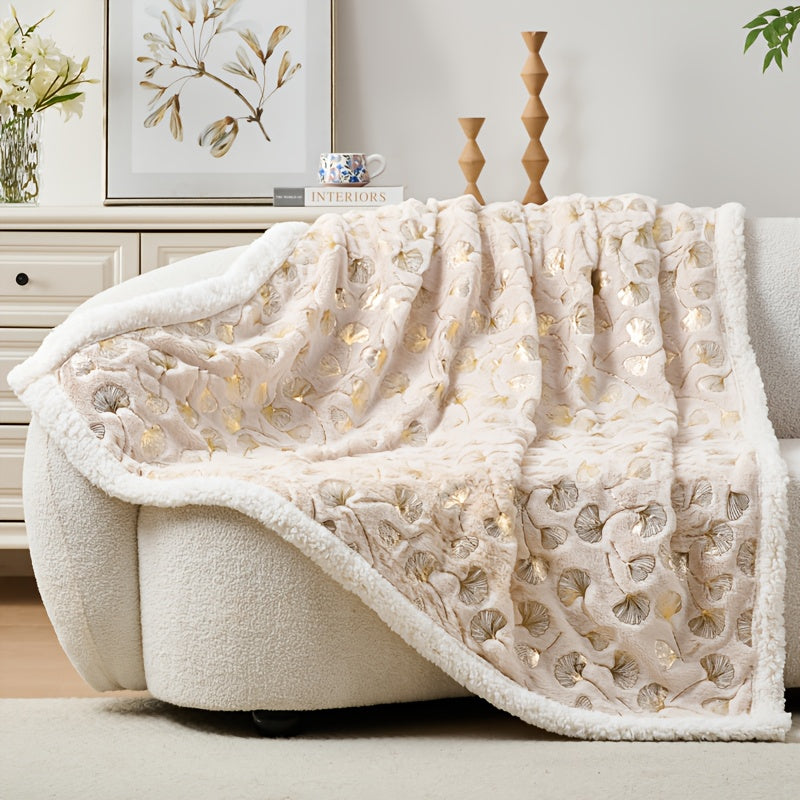 One Piece of Faux Rabbit Fur Ginkgo Leaf Blanket, Soft and Comfortable, Thickened for Warmth