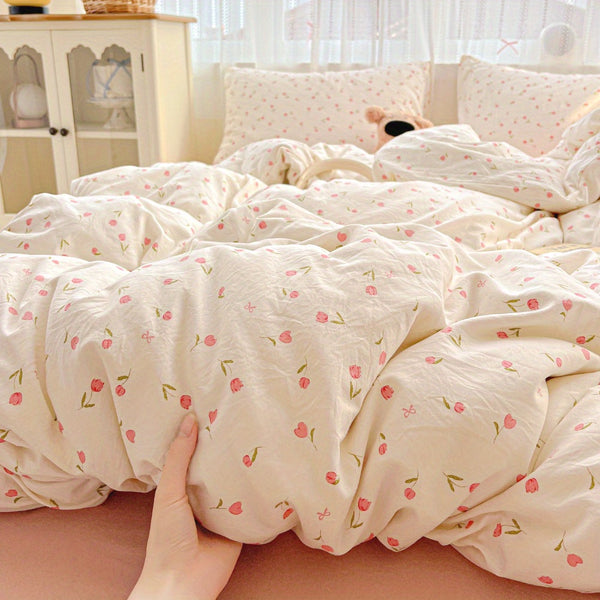 Summer Simple Small Floral Pink Tulip Pattern Sweet Style Bedding Set