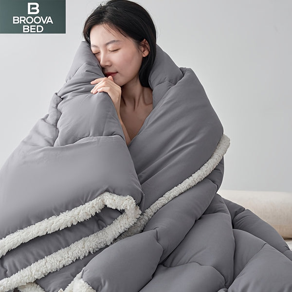 1 Pack All-Season Soft Fabric Quilt Core with 3-Sided Lamb Suede Trim, 100% Polyester Fill